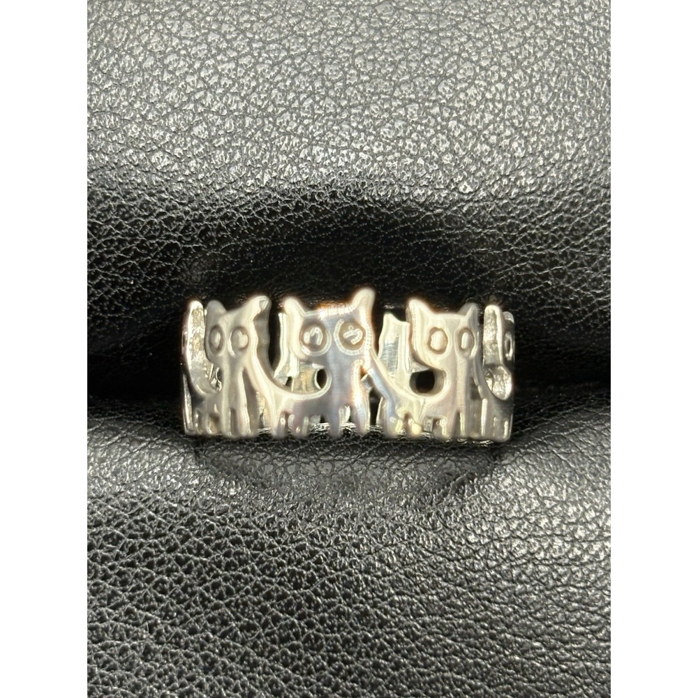 New Condition Sterling Silver Cats Band Ring Size 6.75 925 G9
